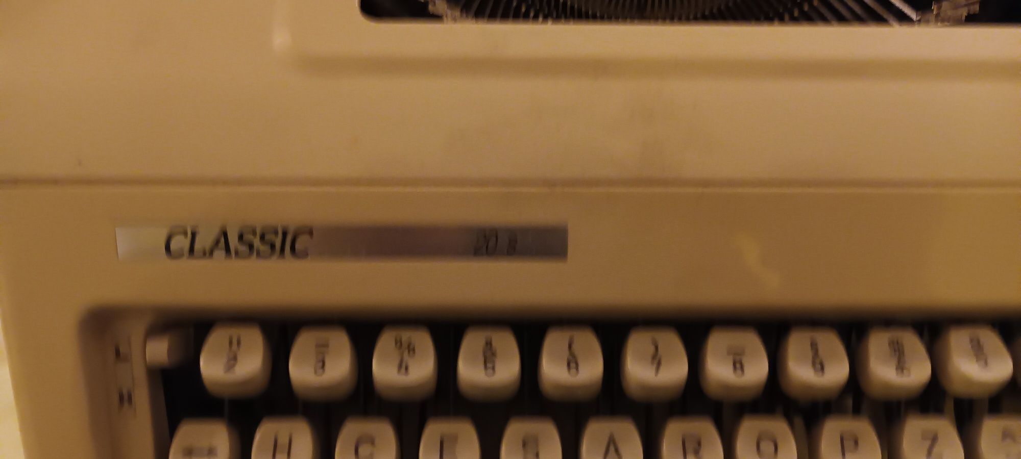 Maquina escrever classica apenas  20€