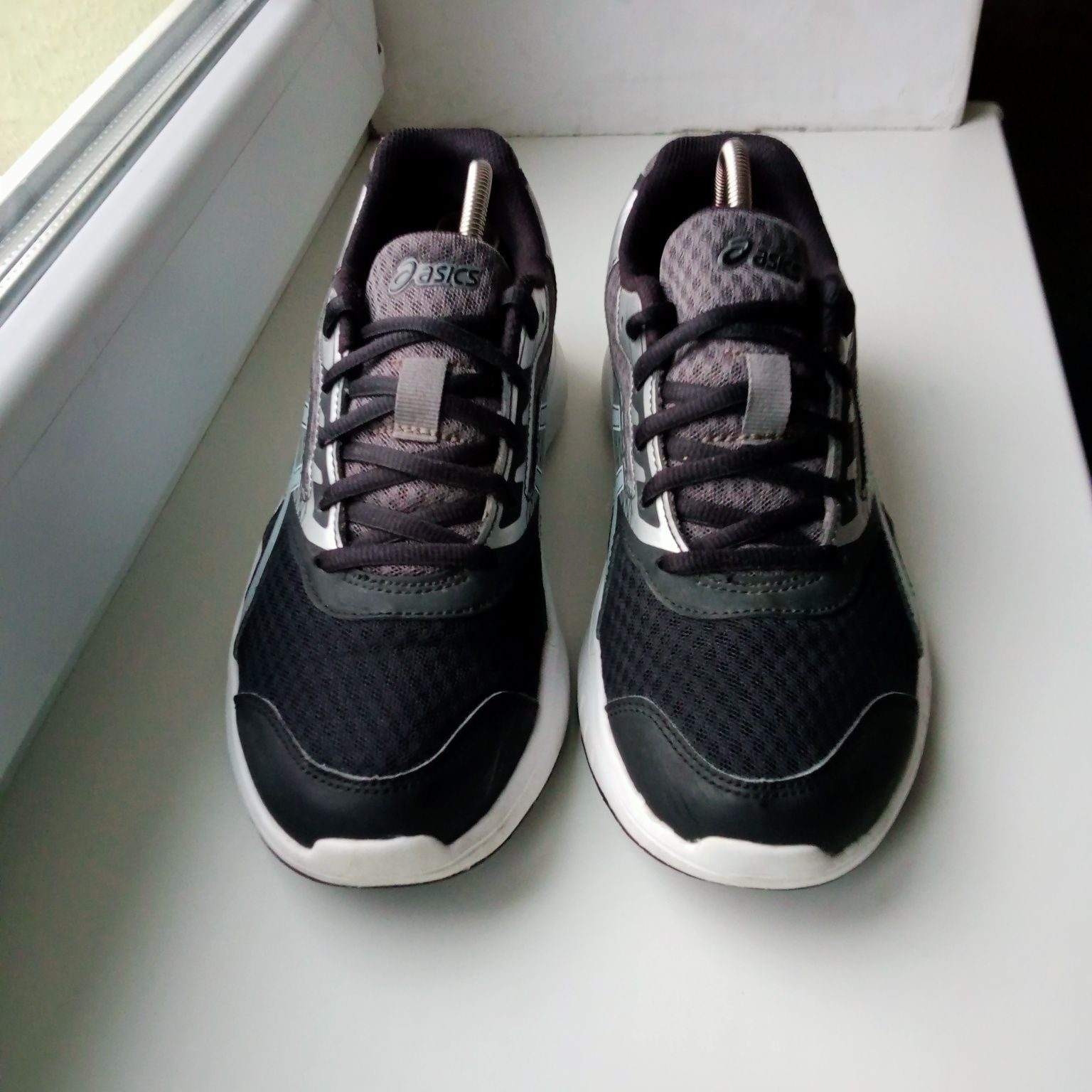 Кросівки ASICS RAPID розмір 39.Оригінал
