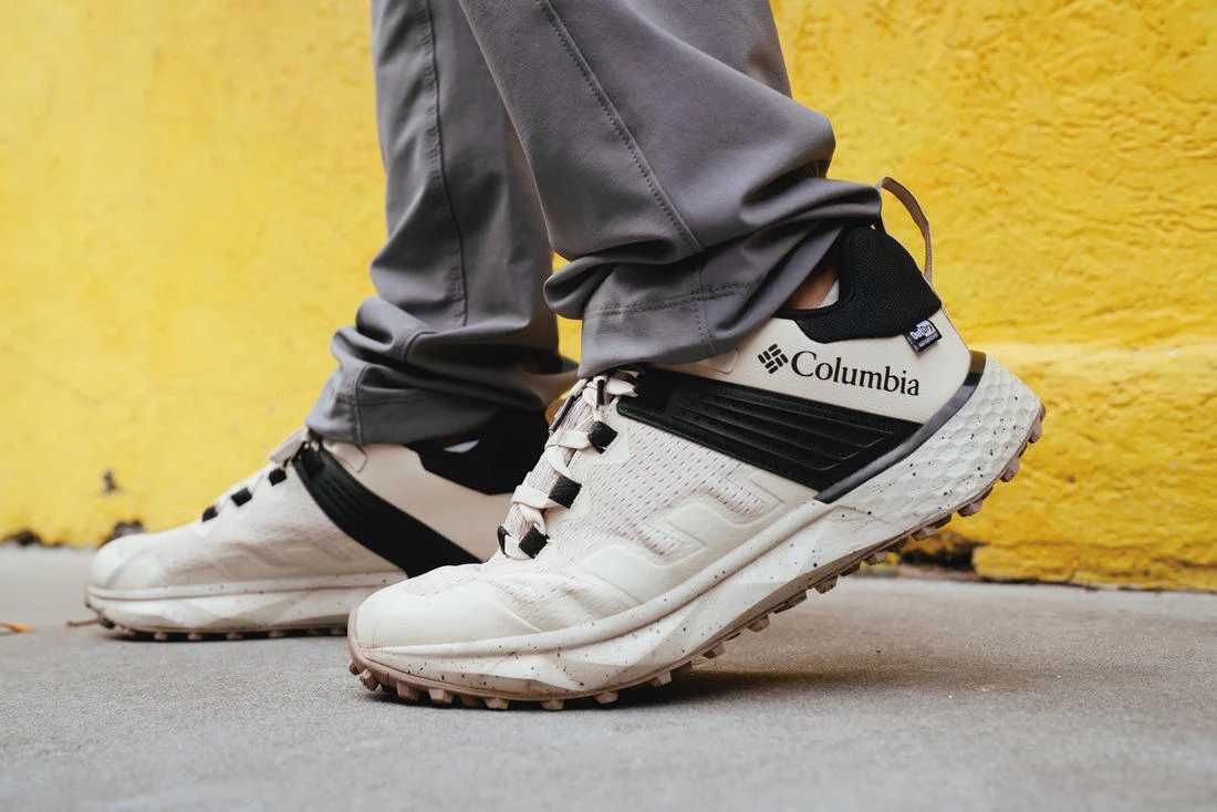 Ténis Columbia Facet 75 Outdry bege preto - como novo