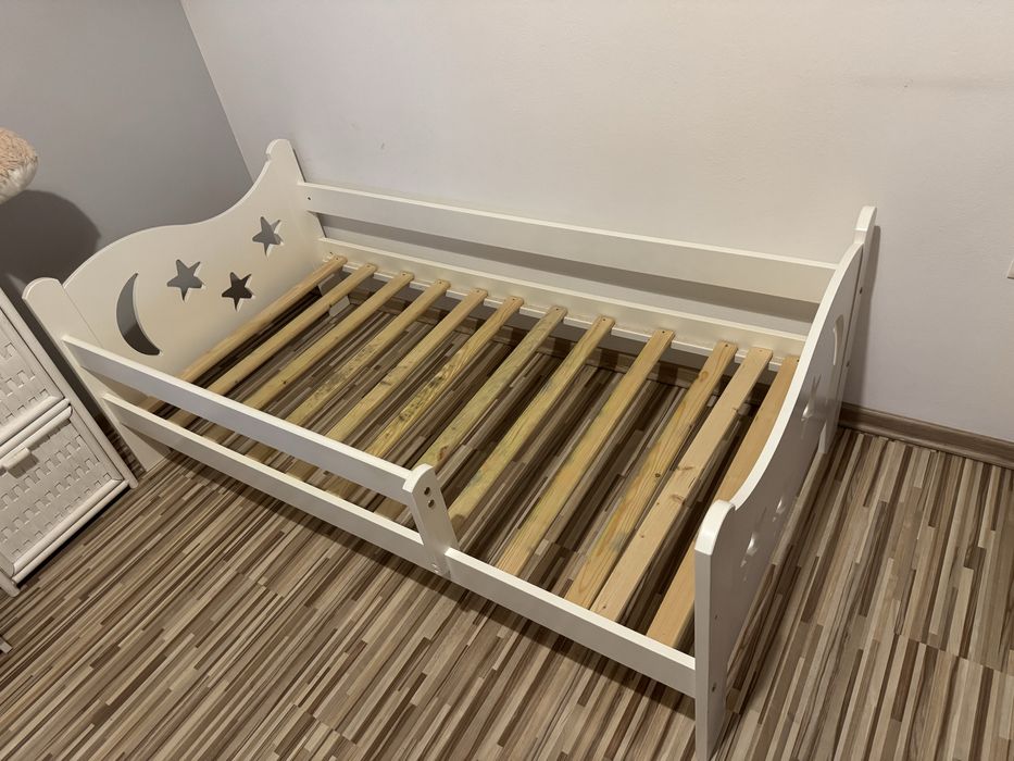 Łóżeczko dzieciece