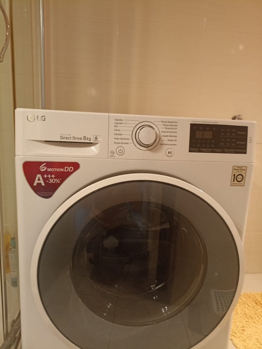 Máquina de lavar roupa LG 8 kg com avaria