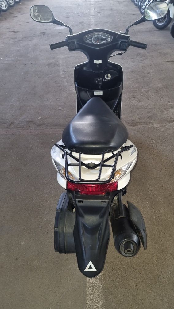 Скутер Сузуки Адресс 125 Suzuki Adress 125 S з контейнера
