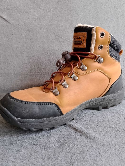 SPRANDI. Buty jesienno-zimowe.