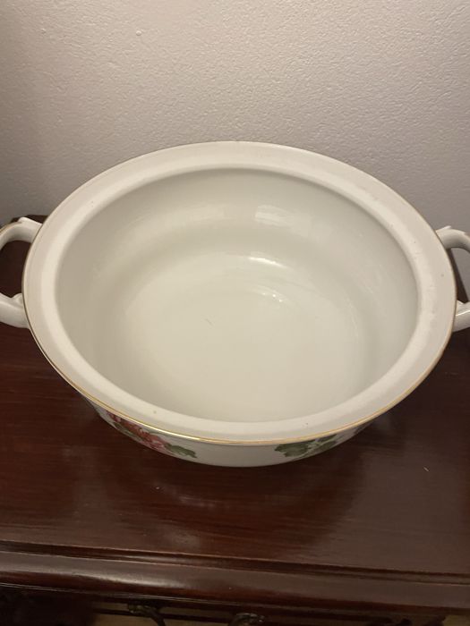 Waza porcelanowa Włocławek z różyczkami duża