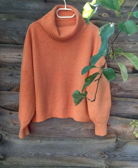Кофта жіноча персикова