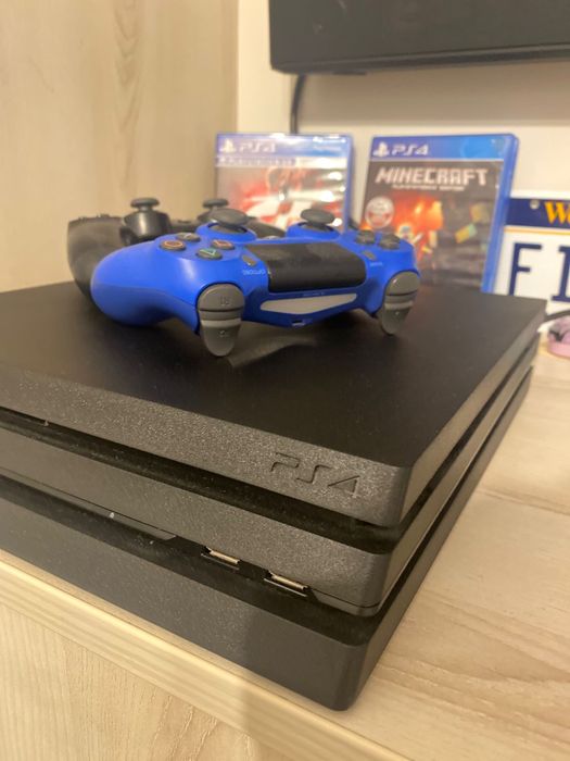 PlayStation Play Station PS4 Pro