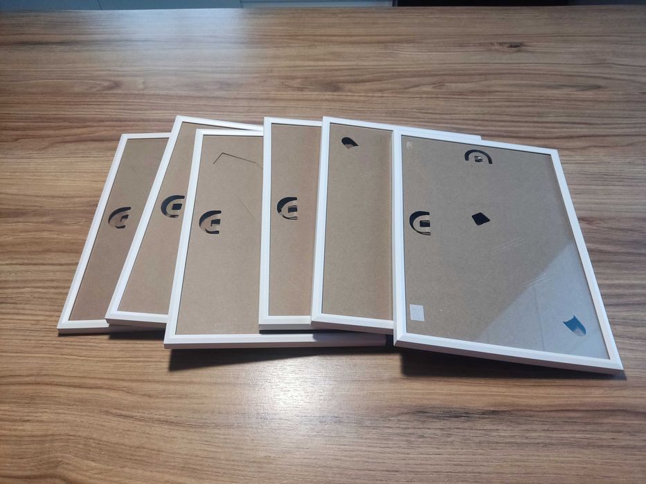 Zestaw ramek na zdjęcia Ikea YLLEVAD biały 21x30 6 sztuk