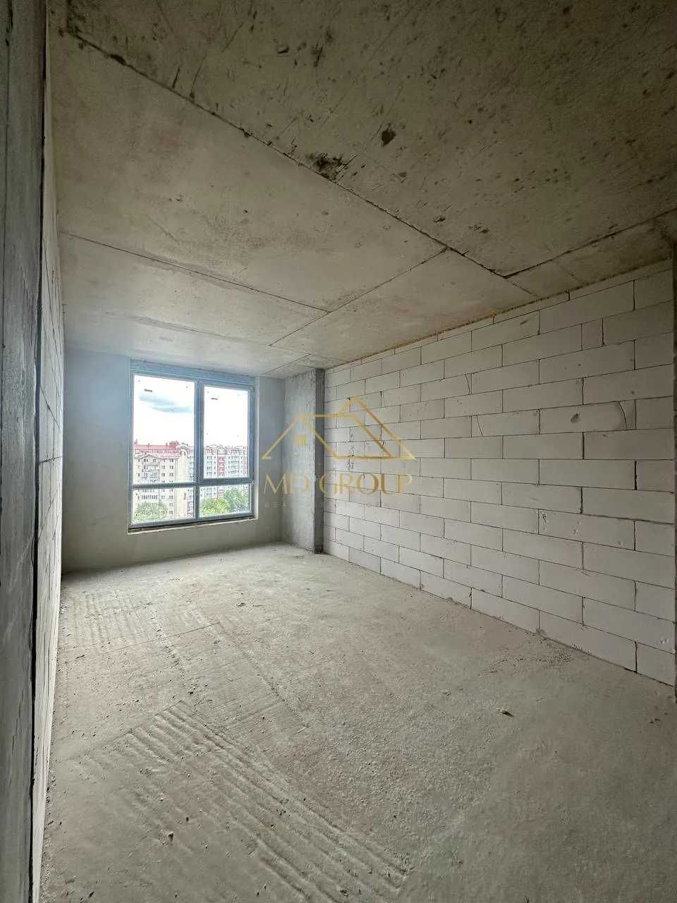 Продаж зданої великої 2 кім квартири