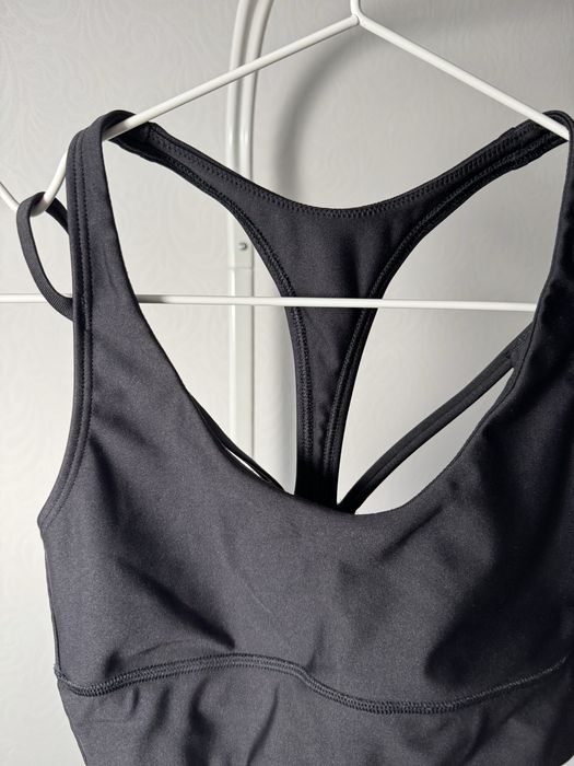 Топ спортивний Underarmour розмір  S