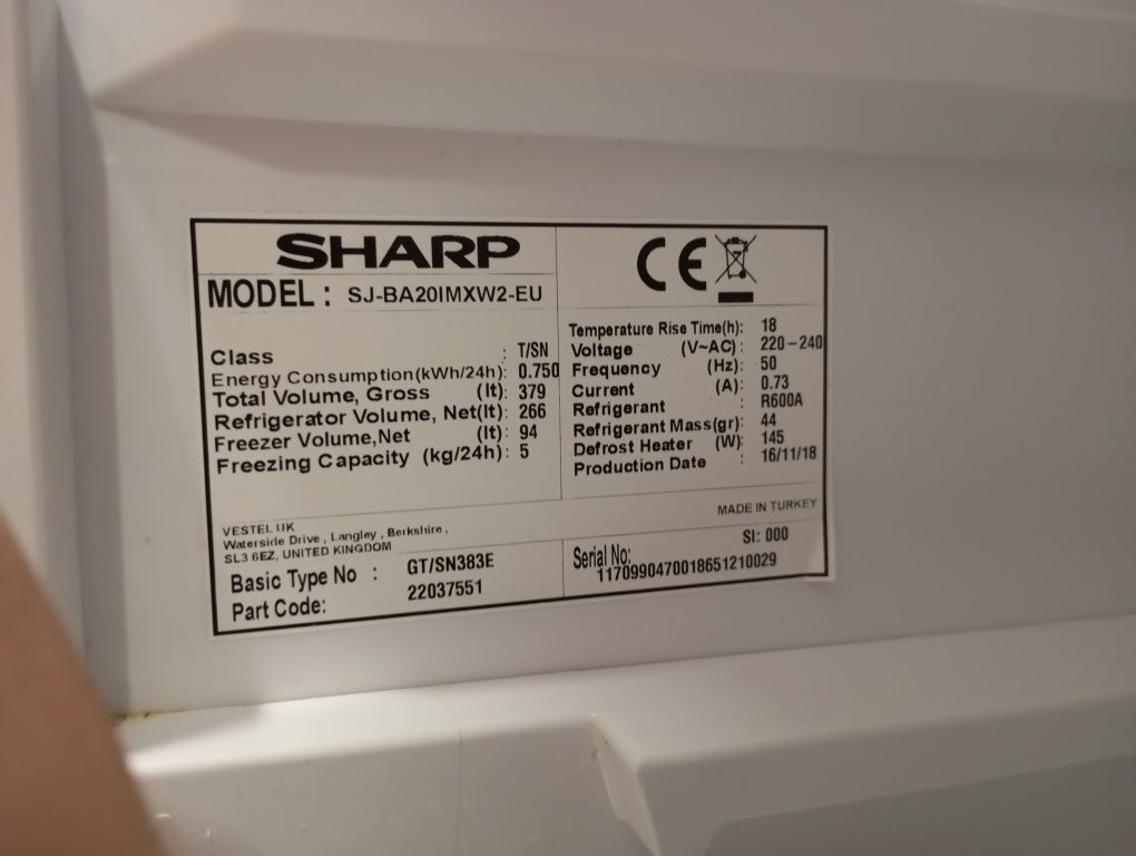 Lodówka Sharp 2m