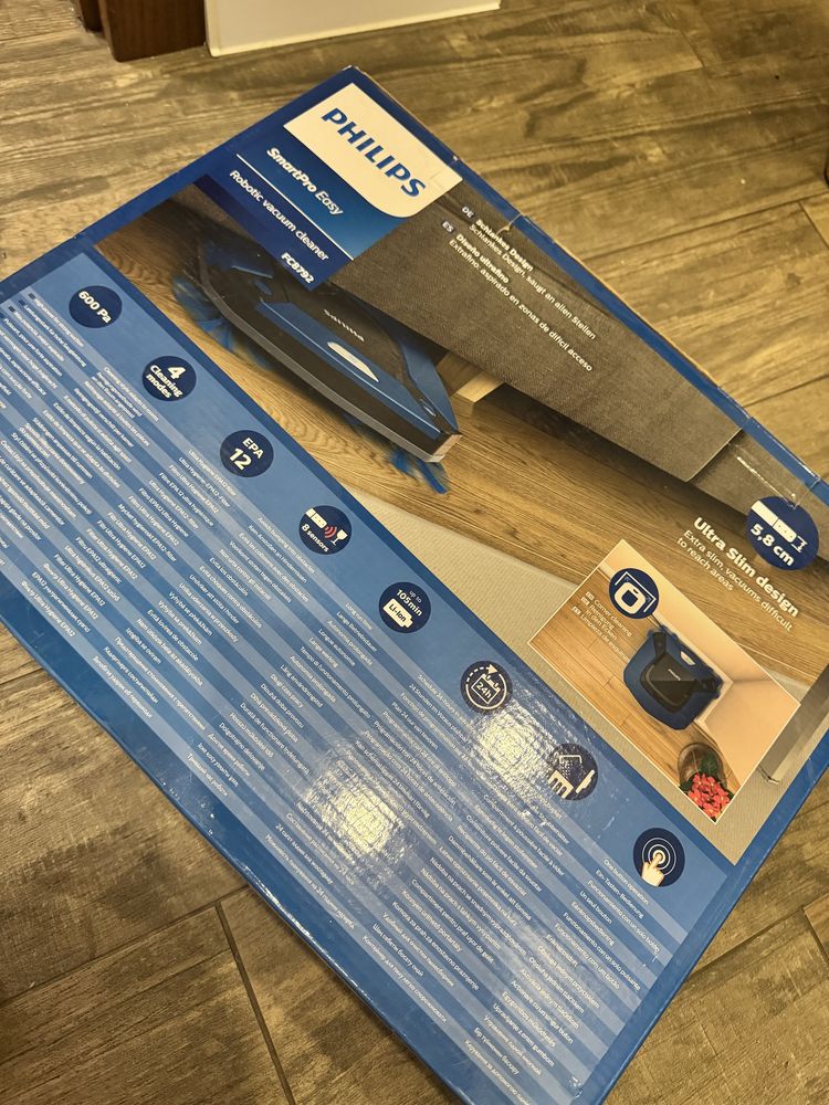 Робот-пилосос Philips FC8792