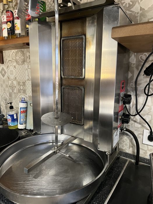 Апарат для шаурми газовий Remta  з верхнім приводом на 2  пальника