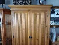 Szafa 2 drzwiowa, drewniana, sosnowa, wys.195 cm, szer.118 cm