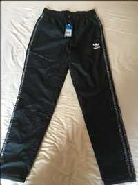 Spodnie Adidas Originals Essentials Wind Pants NOWE