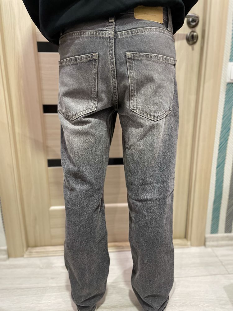 Джинси Bershka 32 розмір