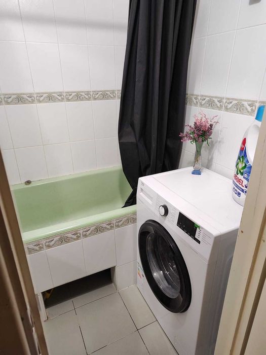 Сдам 2-х.комн.кв-ру, Харьковский м-в , Харьковское шоссе 158 :