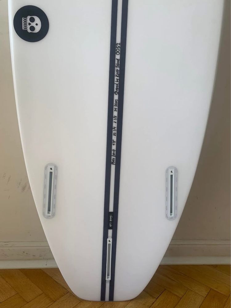 Sprzedam deske surfingowa KT Plate launch 5’11