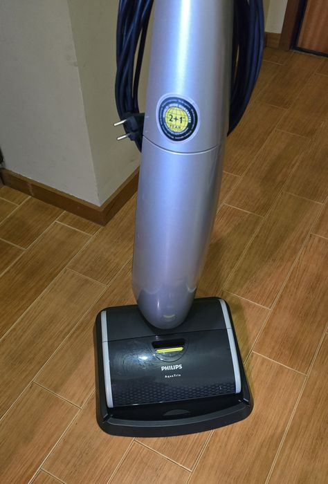 Aspirador vertical philips