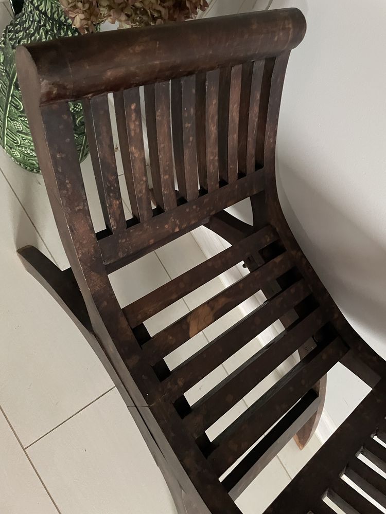 Taboret/siedzisko w stylu rzymskim z drewna egoztycznego