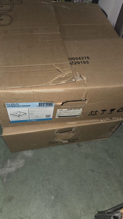 2 lavatórios Sanitana