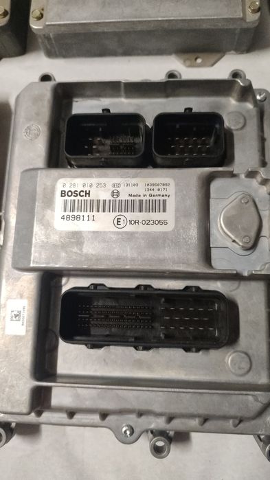 Sterownik ECU 323761A3 skrzyni biegów new Holland TM Case 336138A1