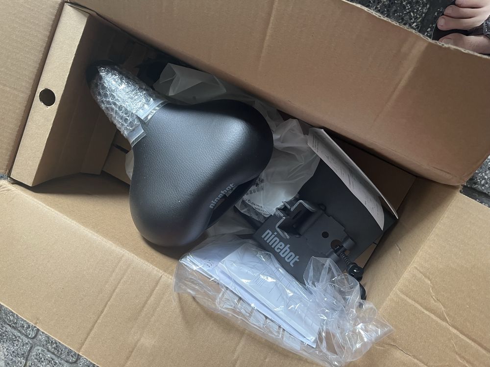 Vendo banco novo trotinete xiaomi M365