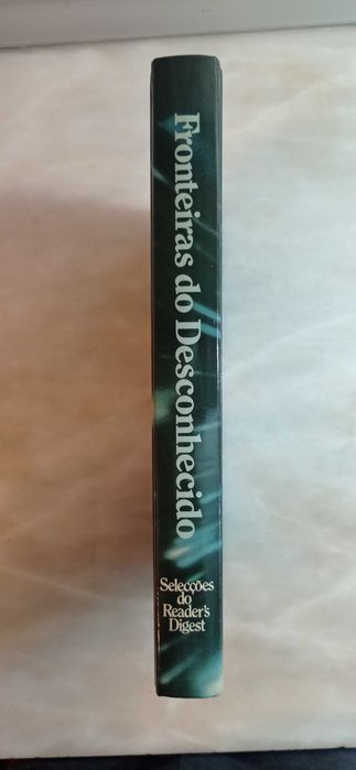 Fronteiras do Desconhecido - ilustrado e capa dura