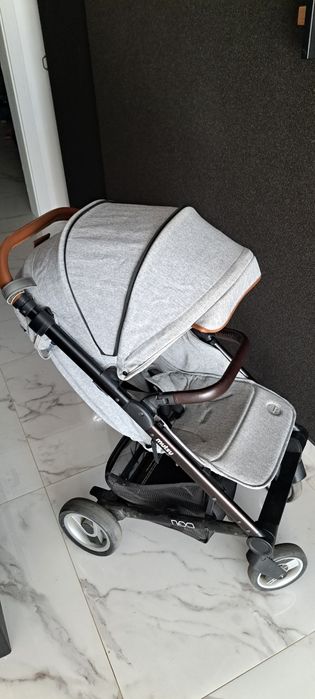 Mutsy Nexo spacerówka kompaktowa mała i lekka