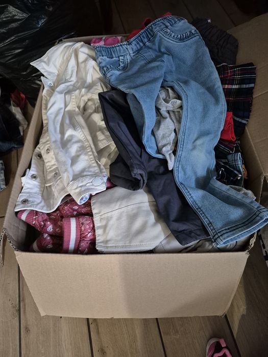 Oddam ciuchy 86-98 dla dziewczynki