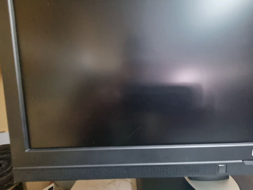 Philips 241b6q (24",IPS, Full HD, SOUND, USB,DVI,VGA,DP)