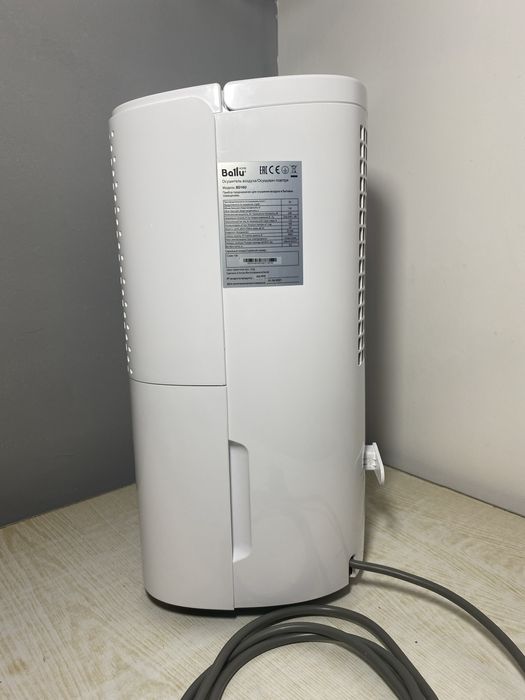 Осушувач повітря BALLU BD10U