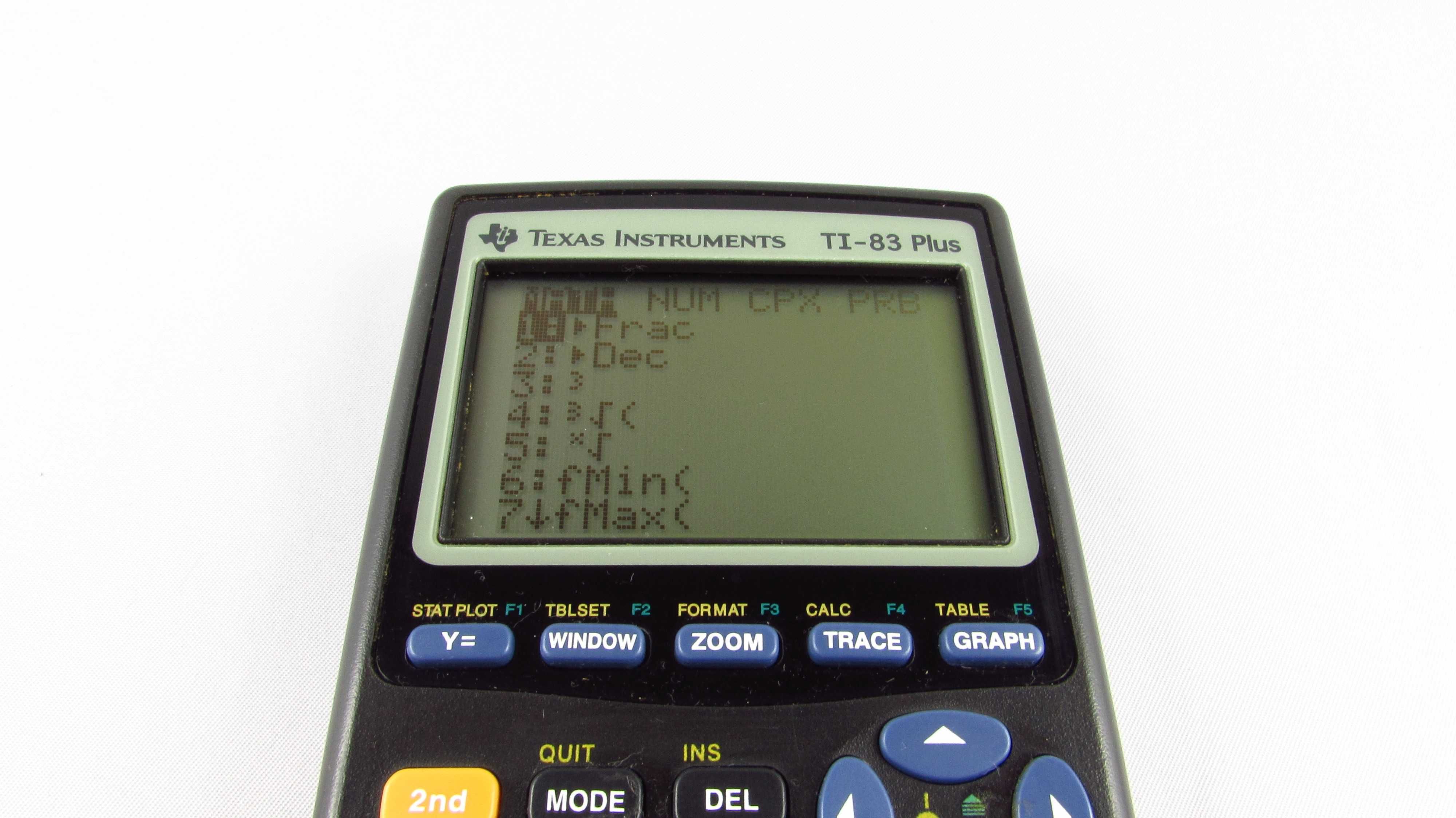 TEXAS INSTRUMENTS - TI-83 PLUS  Kalkulator naukowy graficzny