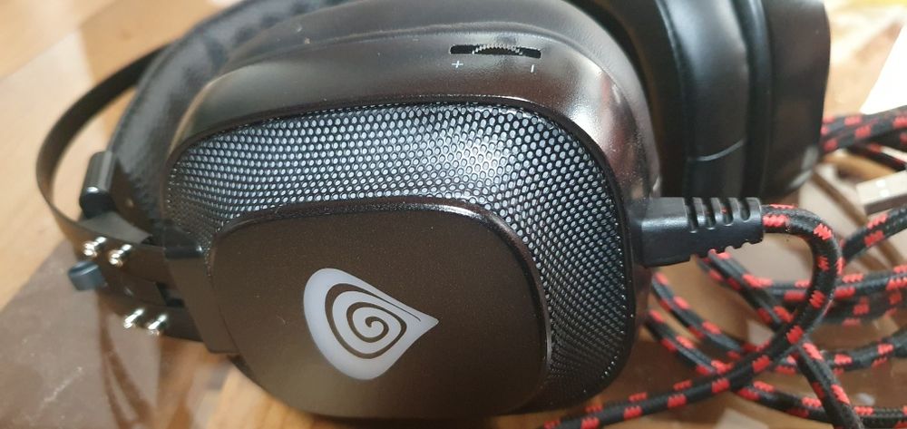 Słuchawki nauszne przewodowe GENESIS Radon 720