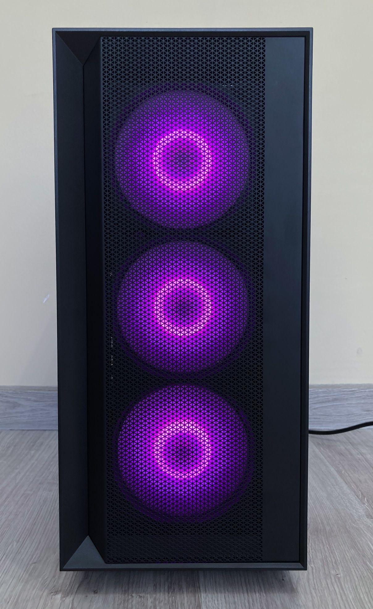 Gotowy do gier komputer i5 4,5GHz/1080ti 11gb/16ram