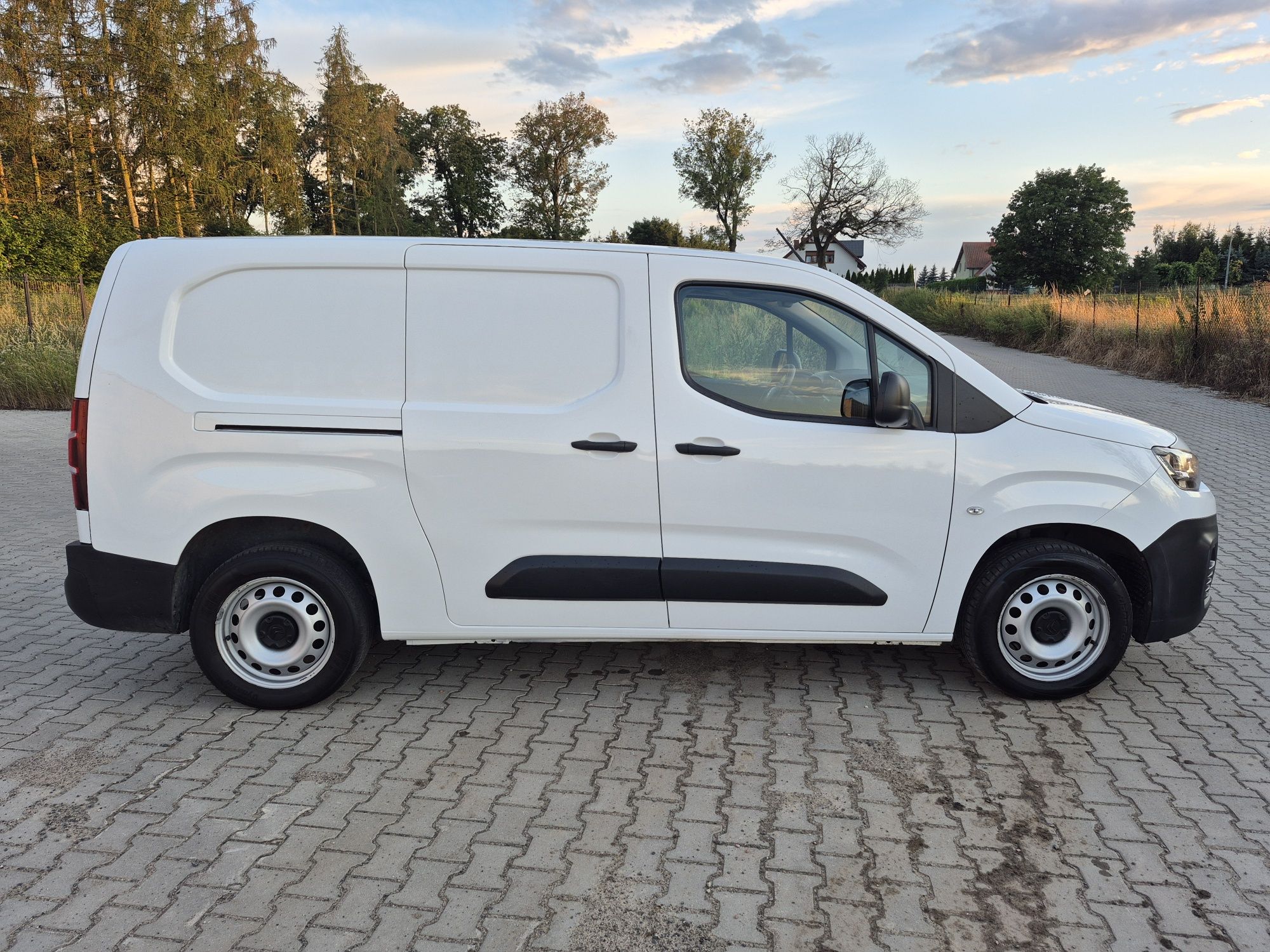 Citroen Berlingo Long XL 3-Os Salon Pl