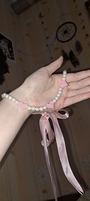 Намисто з бусин з серденьками з бісеру, ручна робота