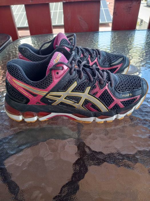 Buty damskie firmy Asics rozmiar 39