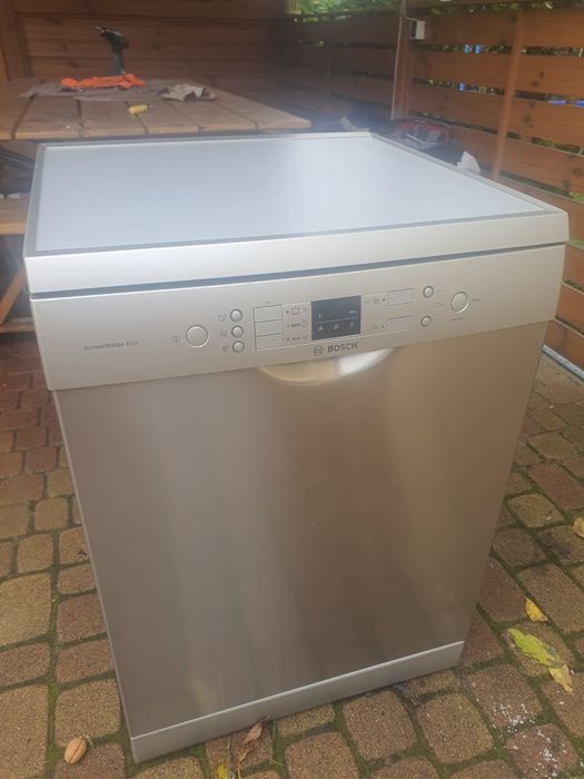 Zmywarka Bosch 60cm ,wolnostojąca,ładna.,3 szuflady.uszkodzona