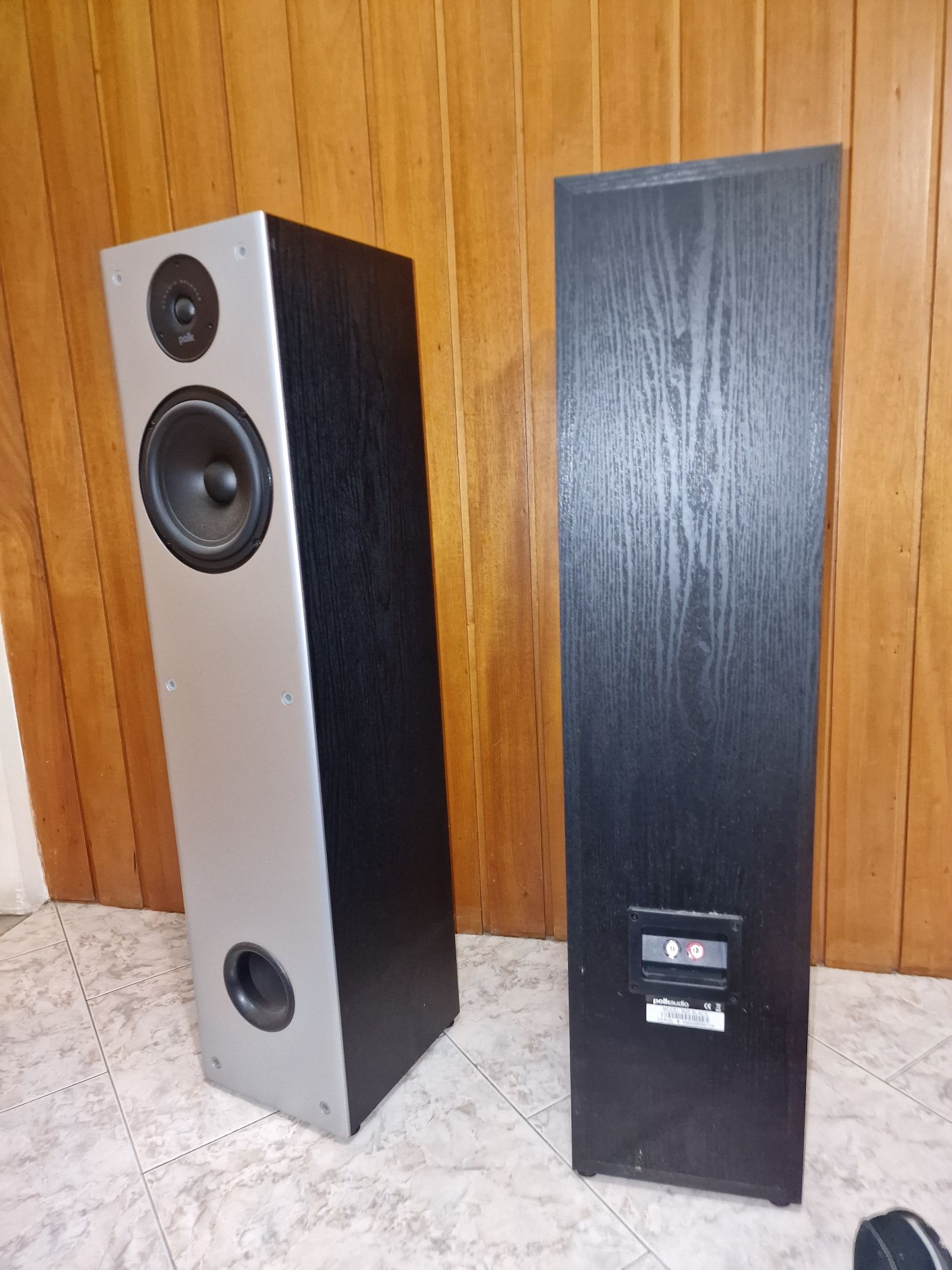 Colunas Polk audio como novas