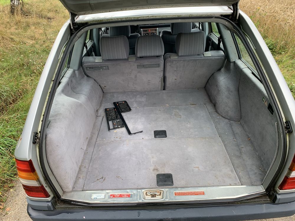 Mercedes-Benz w124 230TE 2.3 kombi