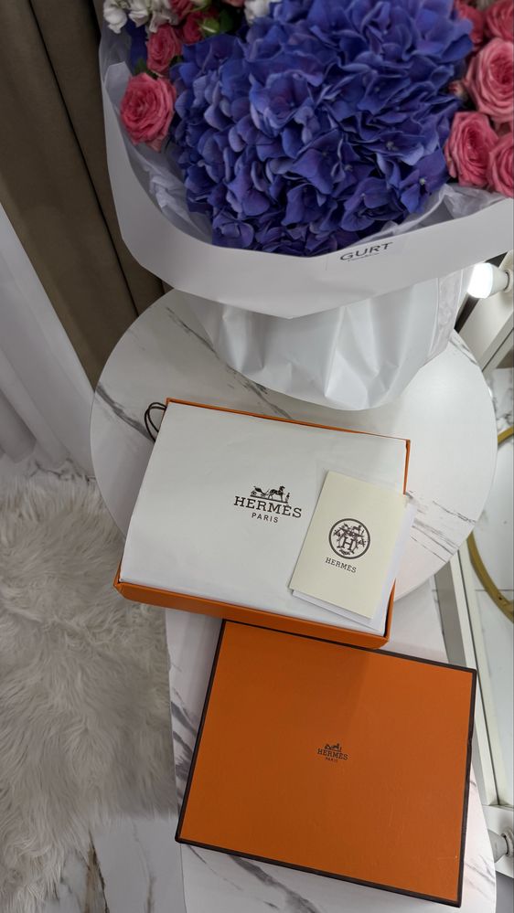 Шкіряні шльопки Hermes Oran білі