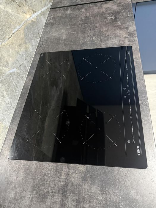 TEKA варочная индукционная поверхность и духовой шкаф, новые.