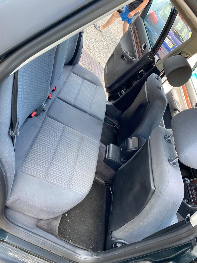 Audi A4 Avant 1.8 gasolina