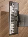 Teclado Roland E-09 Interactive Arranger