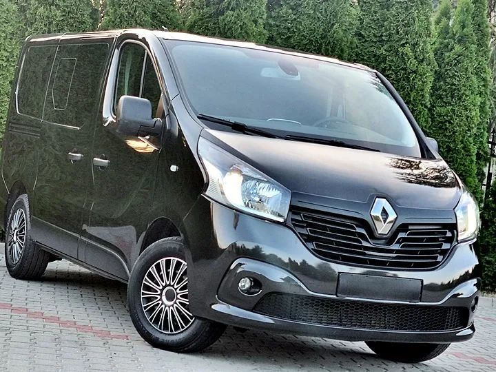 Renault Trafic __9 Osób__Nawi__Kamera__Nawiewy__Tempomat__Parktronik__Super Stan