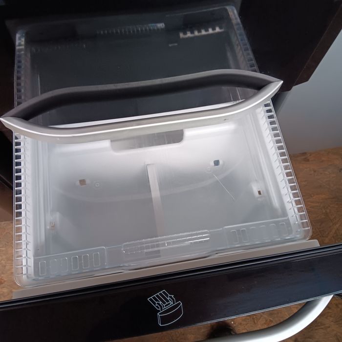 Lodówka zamrażalka czarna