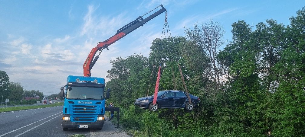 Грузовой Эвакуатора с Манипулятором в Днепре