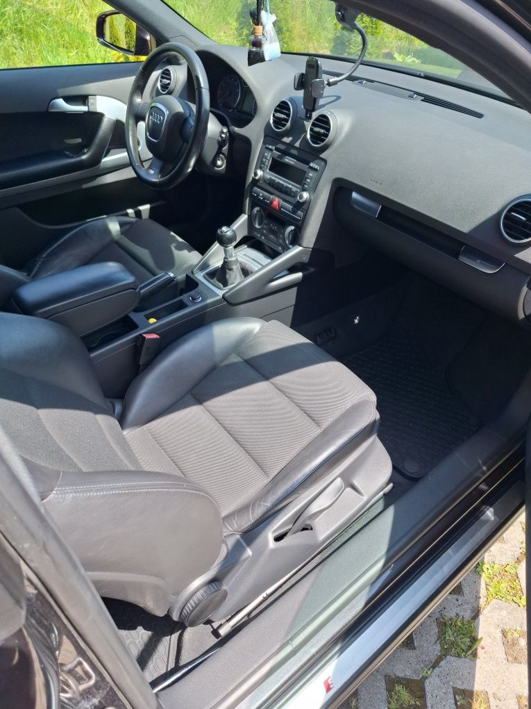 Audi a3 8p s-line 1.8 tfsi