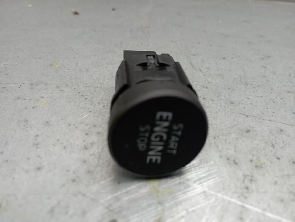 Comando / botão / interruptor multifunções SKODA Karoq (NU7)