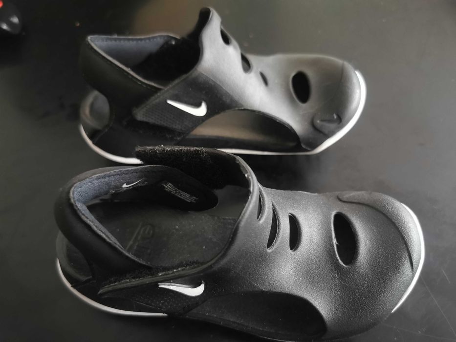Sandałki Nike rozmiar 28